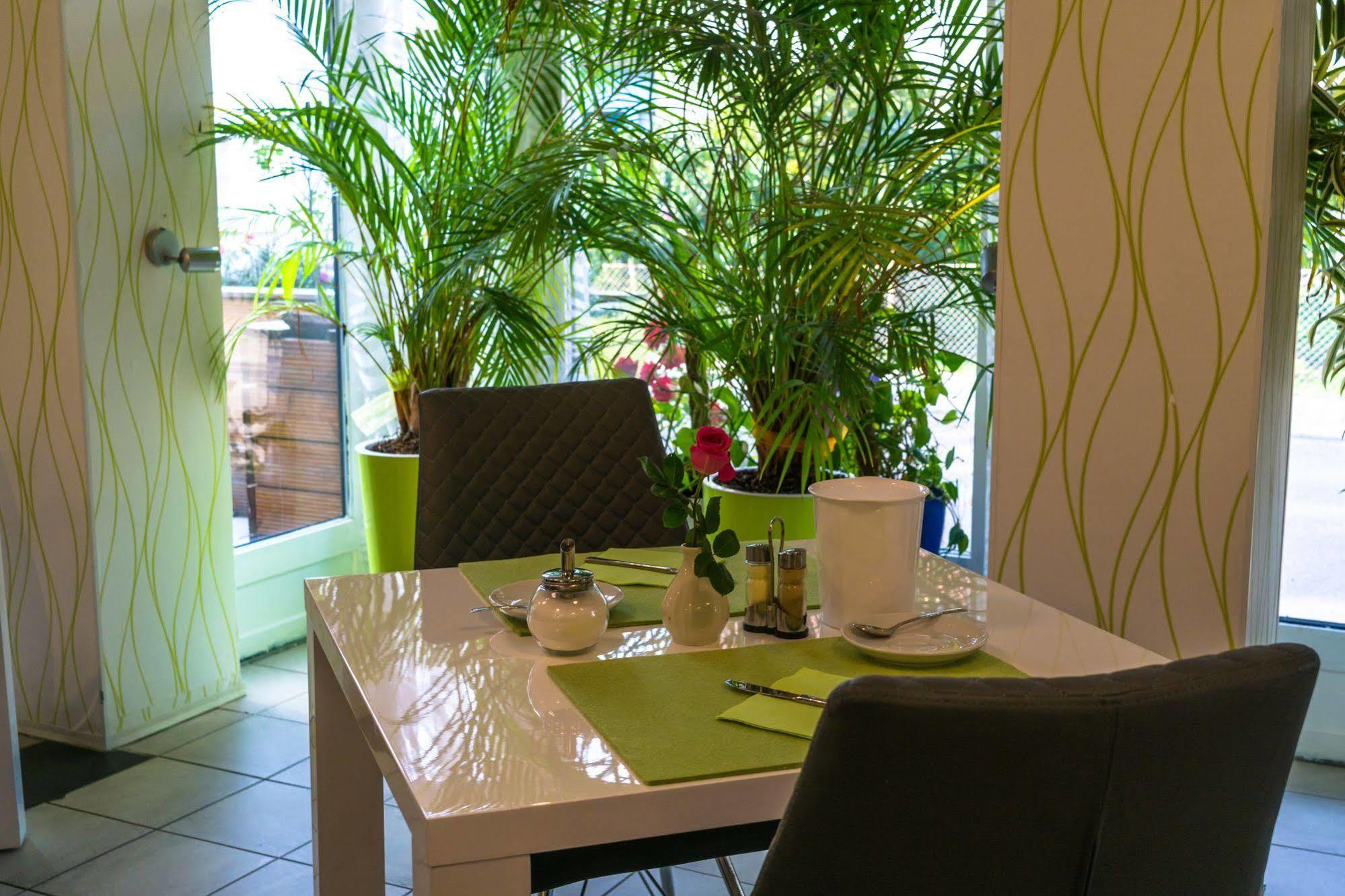 Hotel Rosengarten Schwäbisch Gmünd Εξωτερικό φωτογραφία