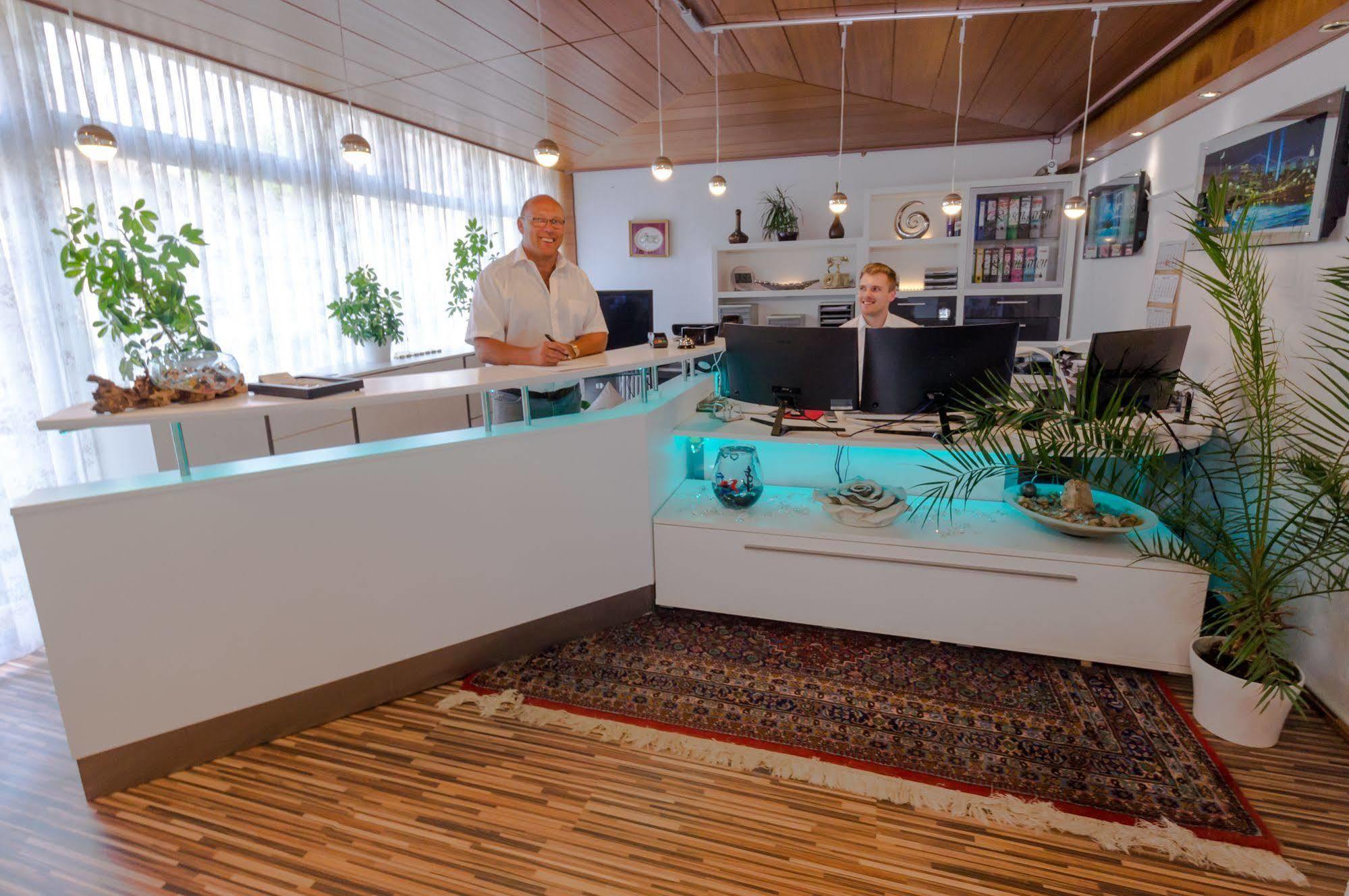 Hotel Rosengarten Schwäbisch Gmünd Εξωτερικό φωτογραφία