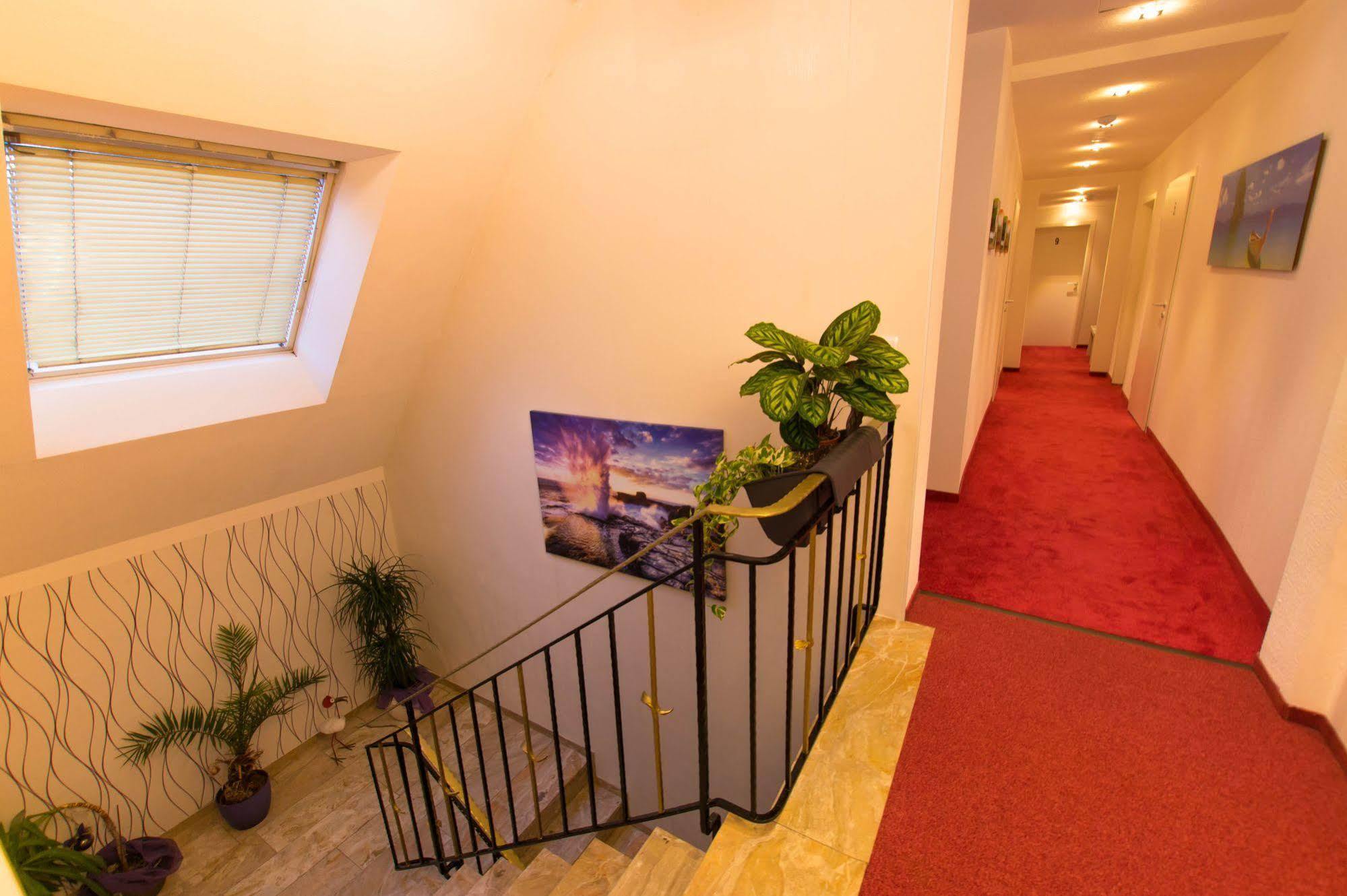 Hotel Rosengarten Schwäbisch Gmünd Εξωτερικό φωτογραφία